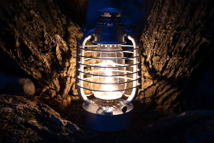 SWISS ARMY KEROSENE LANTERN 