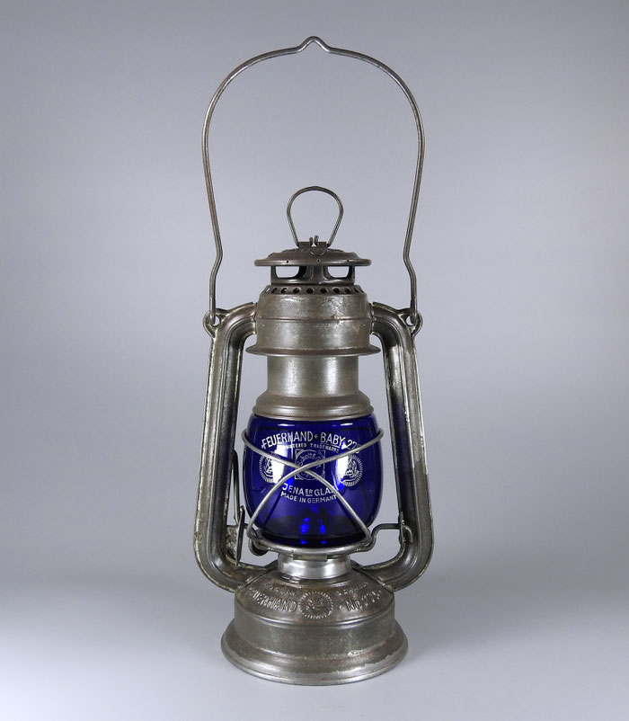 Feuerhand Nr. 275 - The Loveland Lantern Collection
