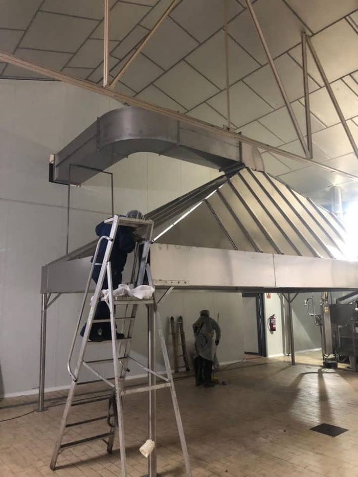 Hotte pour friteuse avec système extraction DELMA