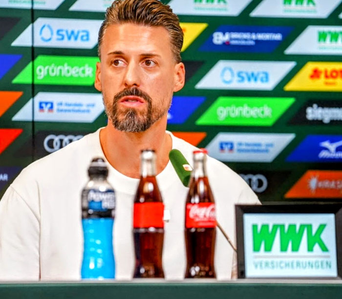 Sandro Wagner Trainer bei PK FCA Foto: Lina Mann