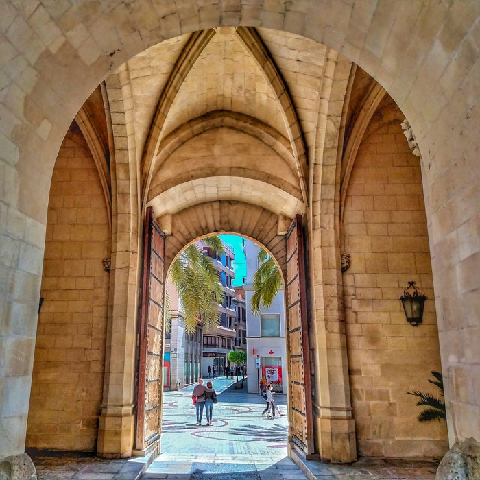 La Puerta de Guardamar daba acceso a la Vila por su parte meridional