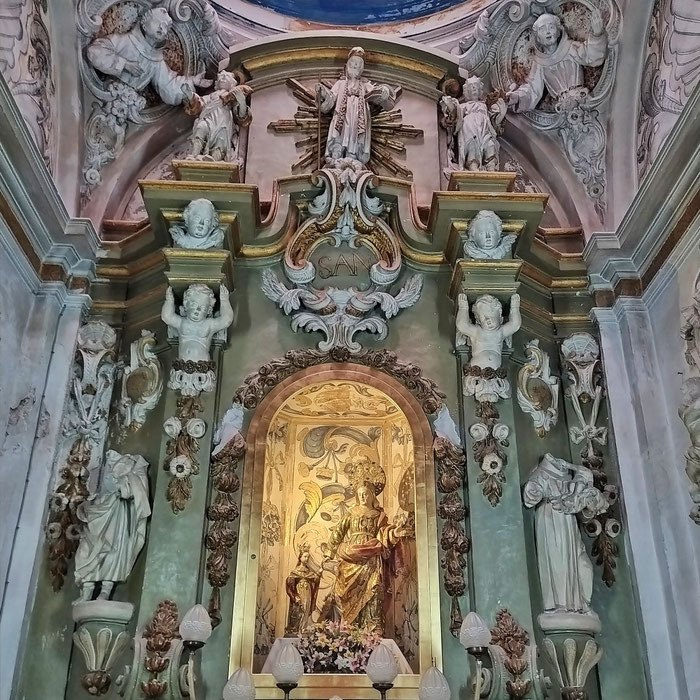 Capilla de Santa Ana y la Virgen Niña