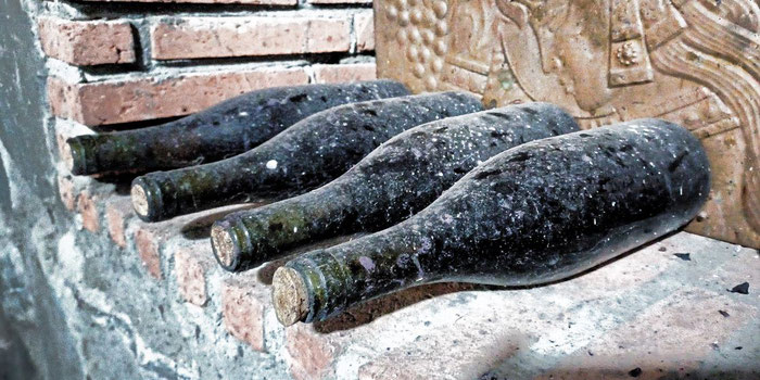 Georgischer Wein aus dem Qvevri