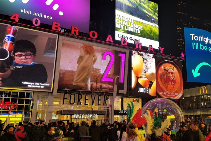 Times Square, Broadway