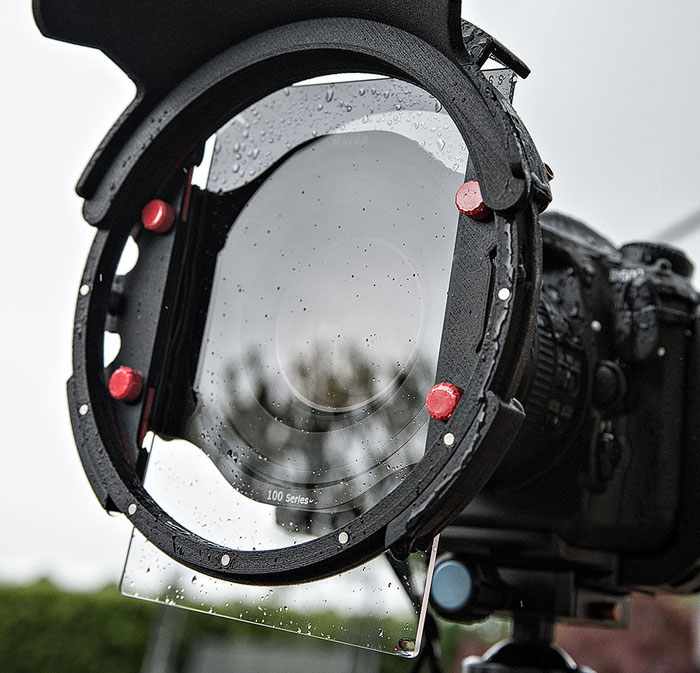 Praxistest: Der Filterprotector mit Weitwinkelblende von Manfred Zober-Frede nach dem Einsatz im Regen. Bleibt die Filterscheibe tropfenfrei?, www.bonnescape.de