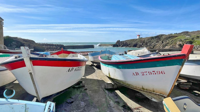 Plouhinec, Pors Poulhan, Wanderung, Küste Cap Sizun, Bucht von Audierne, GR 34, malerischer kleiner Hafen, Boote, Wanderung vom Ferienhaus Ker Armor aus