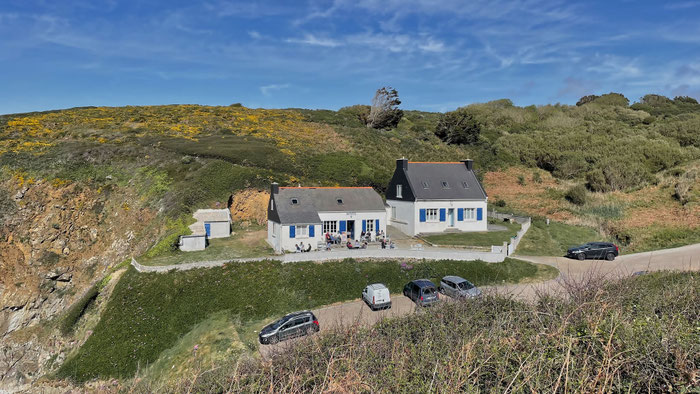 Die Buvette in Pors Théoalen, Bar-Café direkt am Atlantik, Cap Sizun, Bretagne