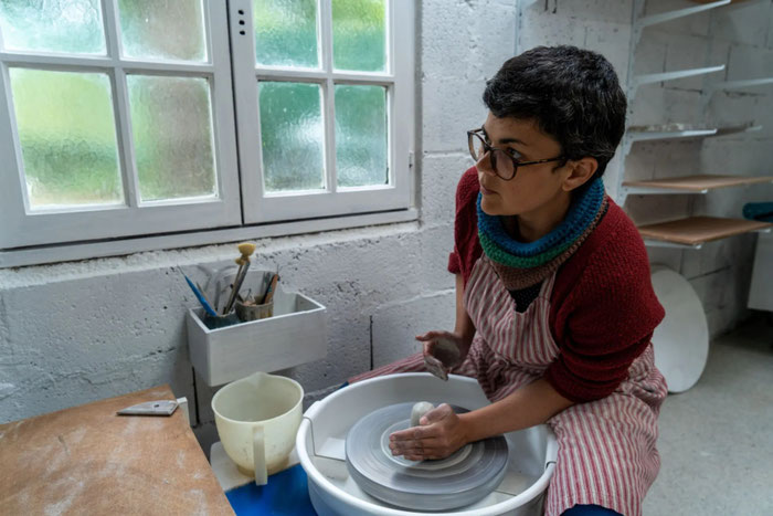 Töpferkurse im Atelier Supernova in Plouhinec, Cap Sizun, Foto © Chloé Monteillet