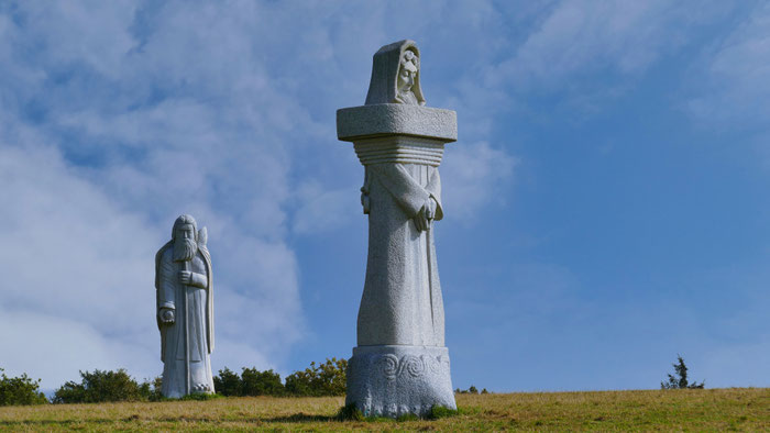 La Vallée des Saints, das Tal der Heiligen, Steinskulpturen, Bretagne