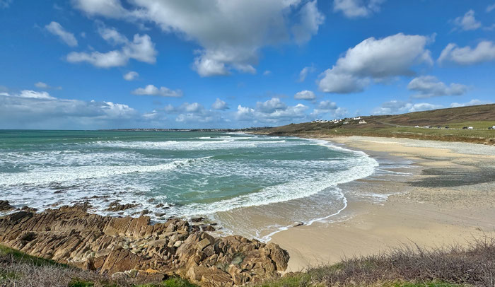 Wilde Natur, der Strand von Gwendrez, Surfspot, türkisgrünes Wasser, Plouhinec, Bucht von Audierne