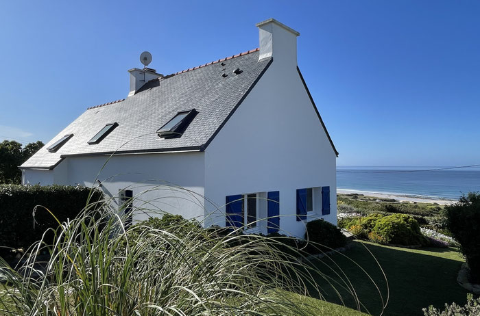 Traumhafter Meerblick vom Ferienhaus Ker Armor über die Bucht von Audierne.