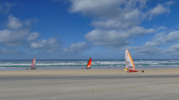 Strandsegeln in der Bucht von Audierne, auf 10 Kilometern Sandstrand, Penhors