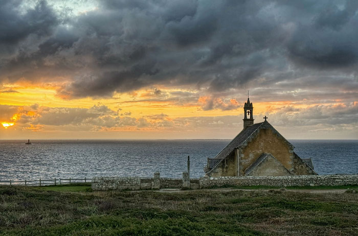 Chapelle Saint-They, Pointe du Van, Cap Sizun, Cléden-Cap-Sizun, Sonnenuntergang