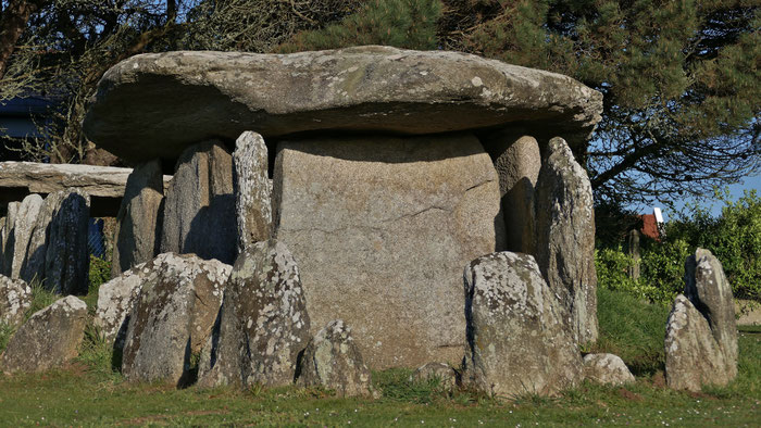 Menez Dregan, Megalithen, Dolmen, Plouhinc, Pors Poulhan, Zeitreise, Steinzeit, Wanderung, Allée Couverte, GR34