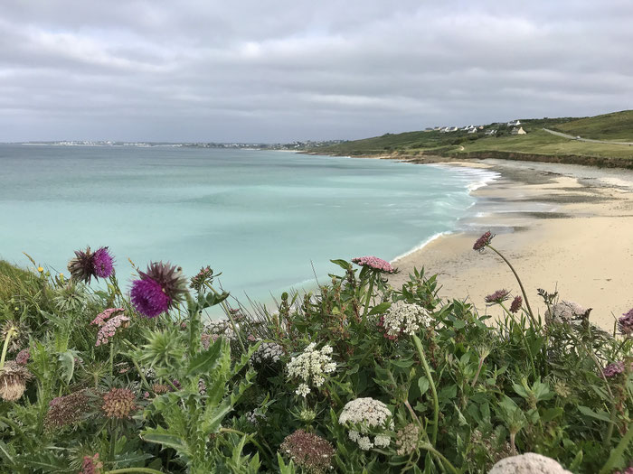 Plouhinec, der Strand von Gwendrez, türkisfarbenes Wasser, Surferparadies