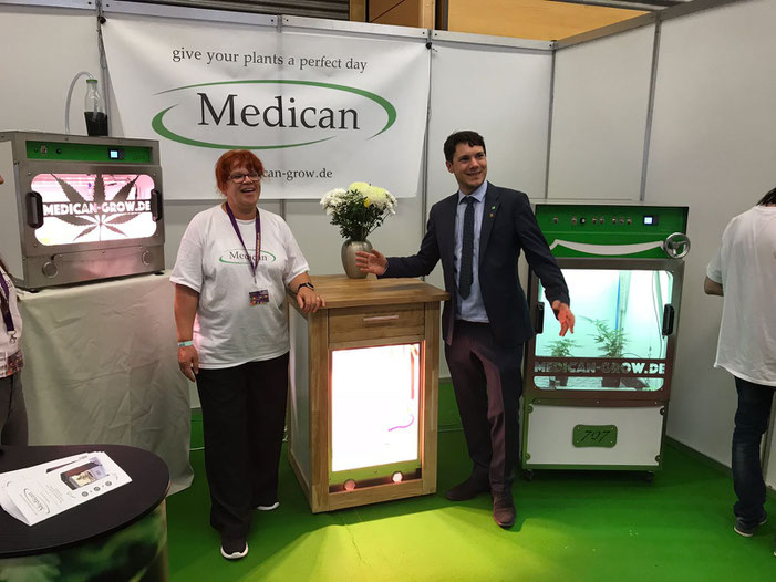 Florian Riester at Medicans booth
