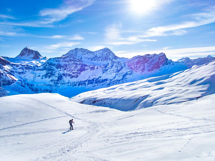 Schneeschuhtour auf den Piz Tomül, Wissensteinhorn im Safiental in der Schweiz.