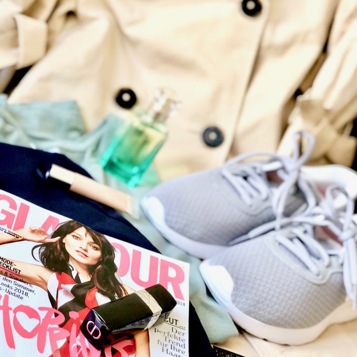 Glamour Shopping Week, Nike Sneaker, Dior Lipstick, Trenchcoat Esprit, Un jardin sur le nil