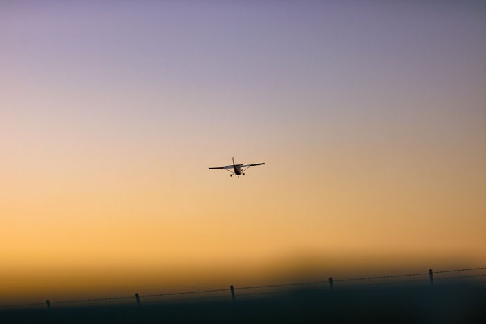 県営名古屋空港 CanonEOS8000D Sigma50mmF1.4EXDGHSM photo:toshimasa