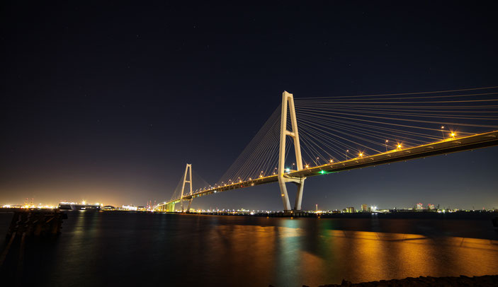 名港トリトン CanonEOS5Dmk2 SAMYANG14mmF2.8 photo:toshimasa