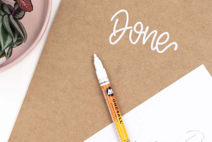 DIY Anleitung um ein Klemmbrett mit Lettering zu gestalten