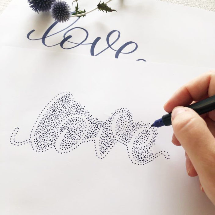 Anleitung: So gestaltest du ein Negativlettering mit Punkten - Schritt 5: ganz viele Punkte setzen