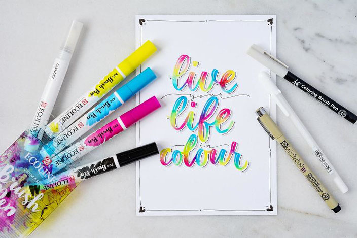 buntes Lettering: live your life in colour - Handlettering von papier.liebe bei den Letter Lovers