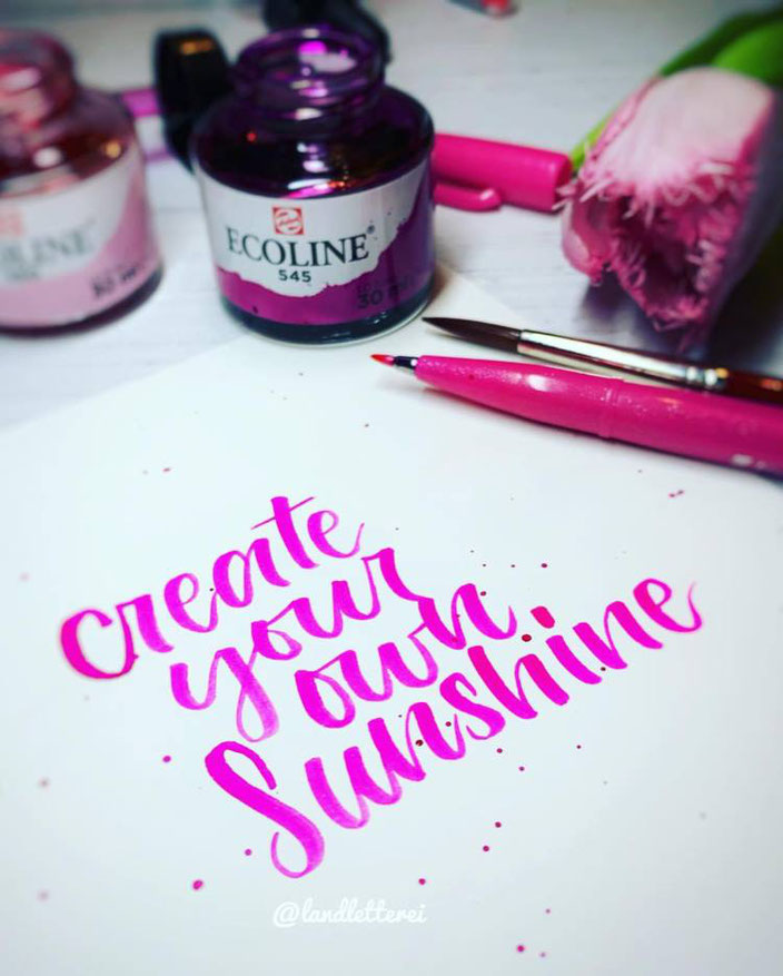 Handlettering in pink: create your own sunshine