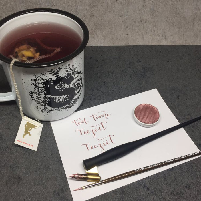 teatime - teezeit - teeziit. Handlettering von wortliebelei für die Letter Lovers