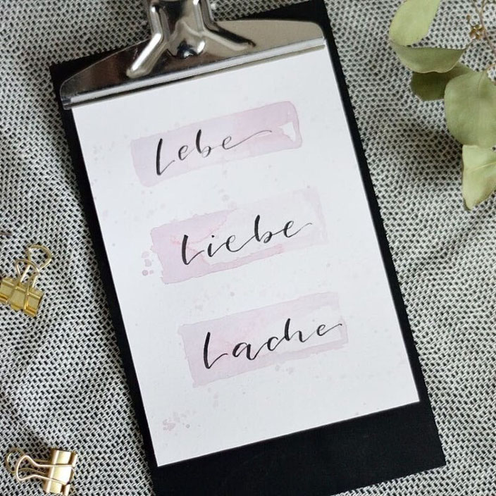 Lebe - Liebe - Lache - Handlettering von belettert.at für die Letter Lovers