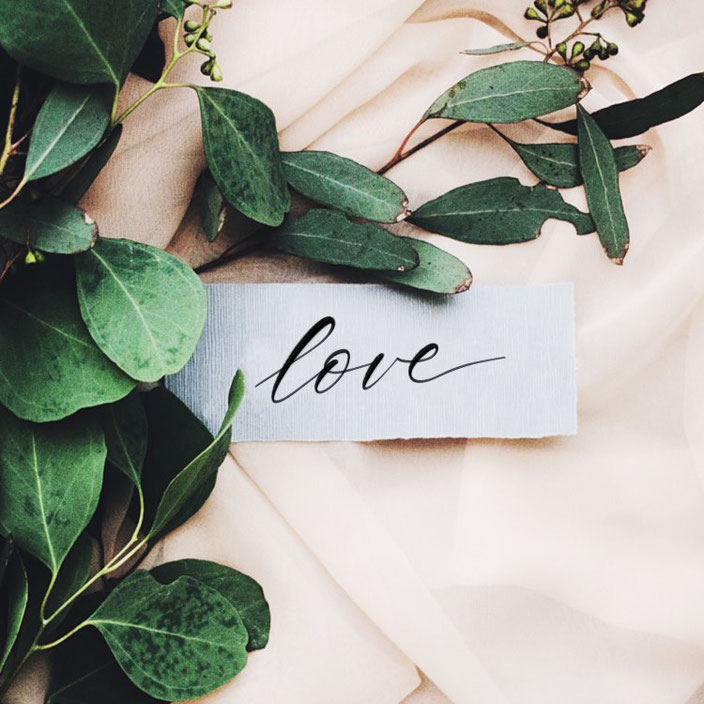 love - einfaches Handlettering von fabletters bei den Letter Lovers