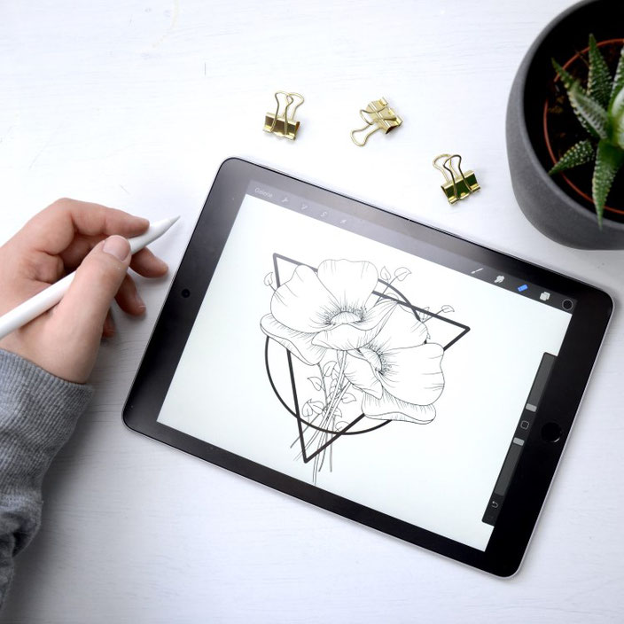 Lettering mit Blumen auf dem iPad von Kreafine bei den Letter Lovers
