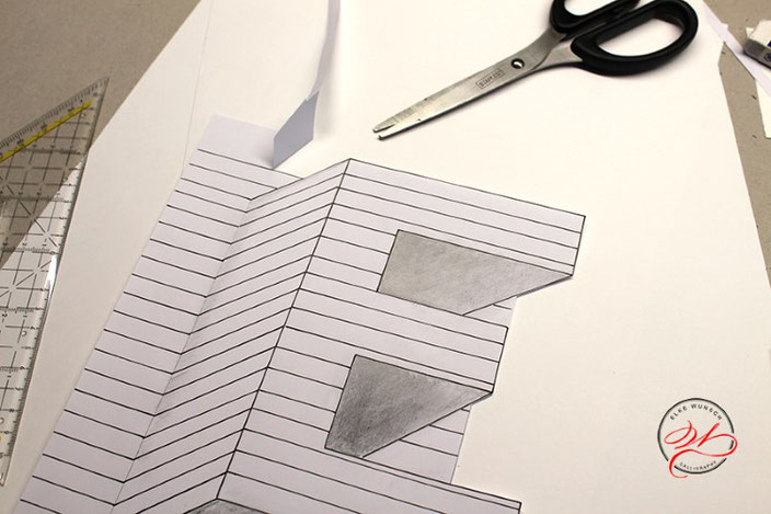 Handlettering Anleitung: gestalte eine optische Illusion mit dem Buchstaben E: Oberseite ausschneiden