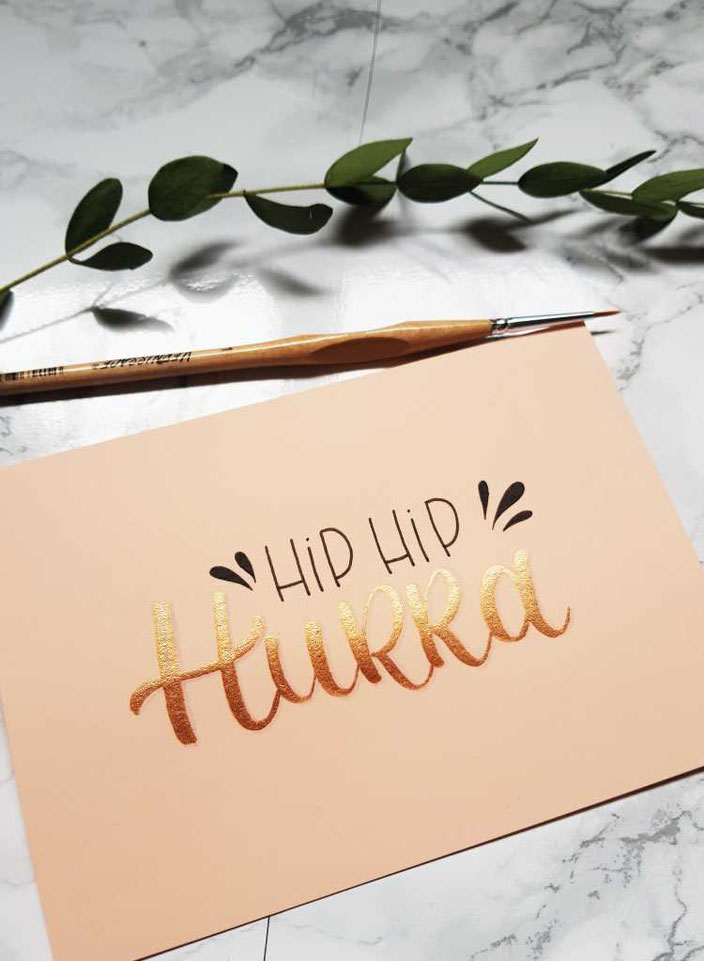 Lettering Karte zum Geburtstag: Hip Hip Hurra