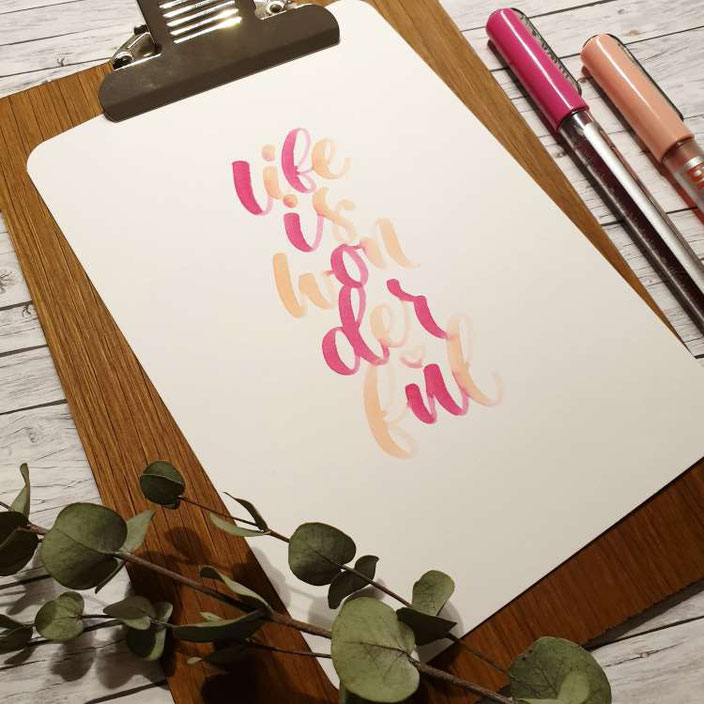 Handlettering: life is wonderful (Lettering von letterling für die Letter Lovers)