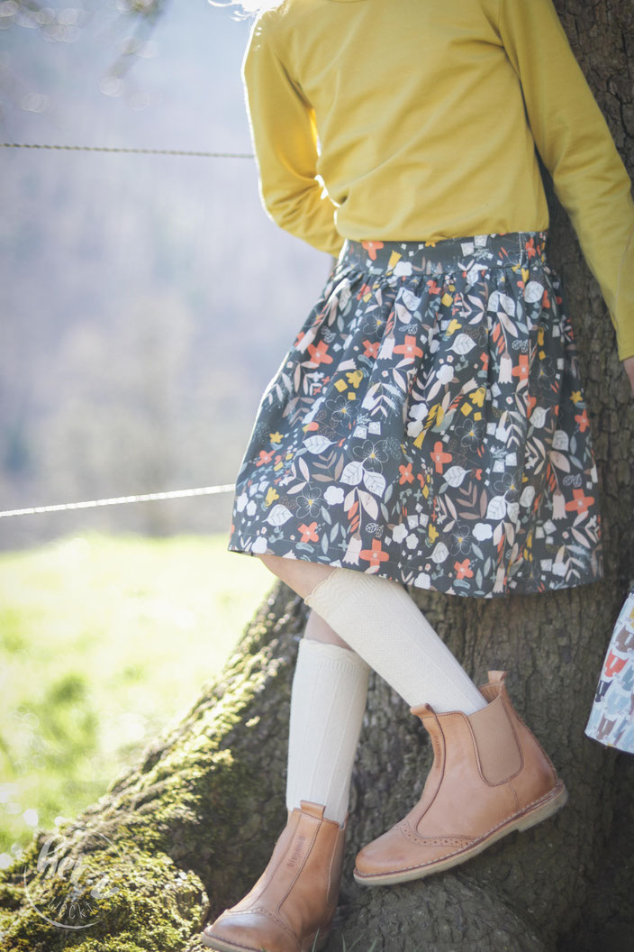 himmlische Carla, Sandkastenliebe & Latzhose aus Dashwood Studio Stoff, über Hello Heidi Fabrics
