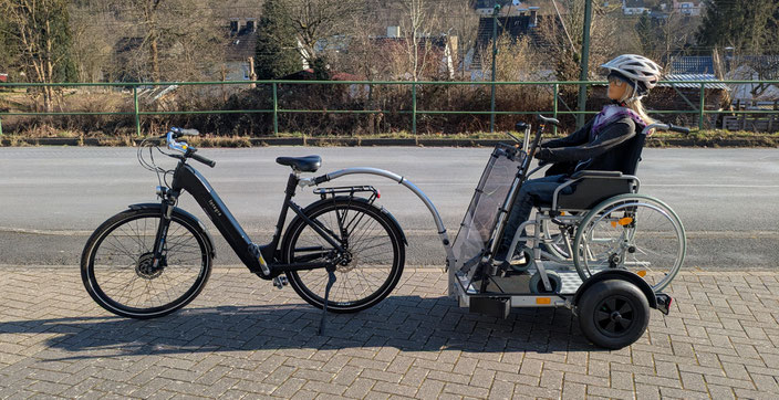 Dieses komplette Gespann soll auf Reisen. z.B. ist es so möglich: