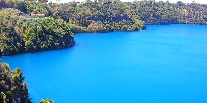 blue lake australia