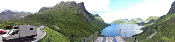 Senja Landschaftsroute Berge Fjord Norwegen