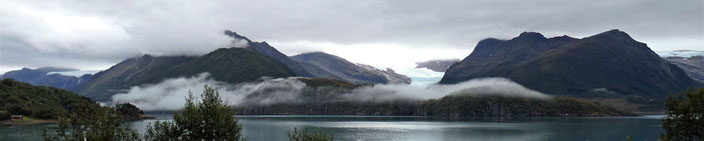 Berge Wolken Engenbreen Gletscher