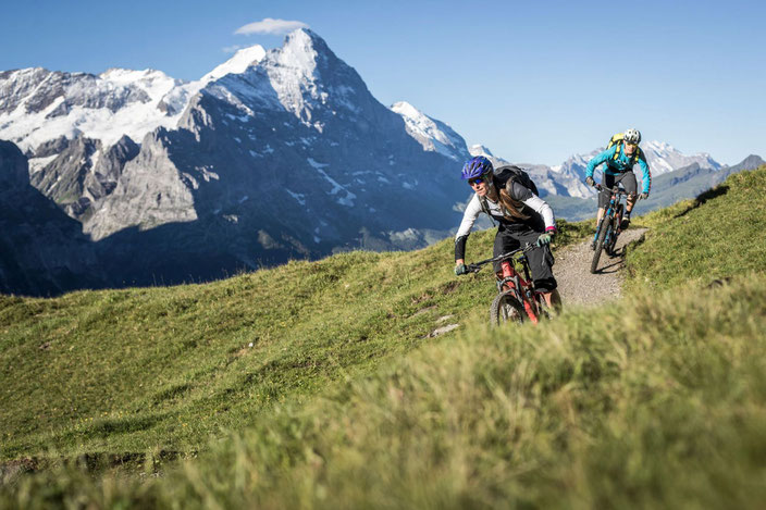 Mountainbike Tour mit Gepäcktransport im Berner Oberland: Jungfrau Loop