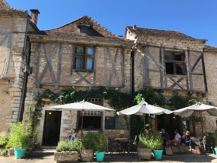 トゥールーズ発サンシルラポピー フランスの美しい村プライベートツアー