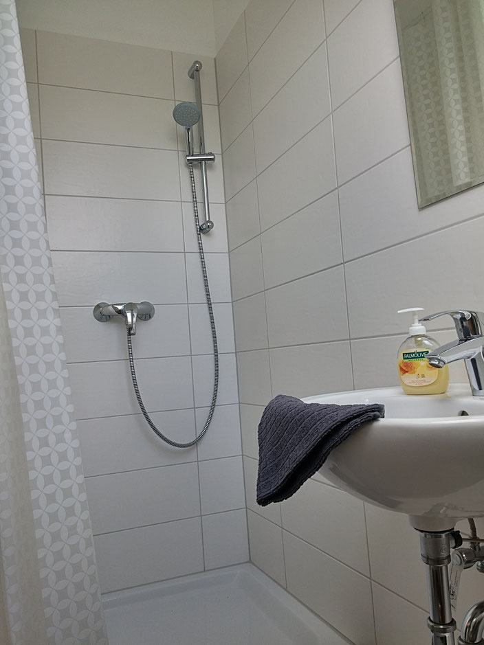 Bad mit Dusche