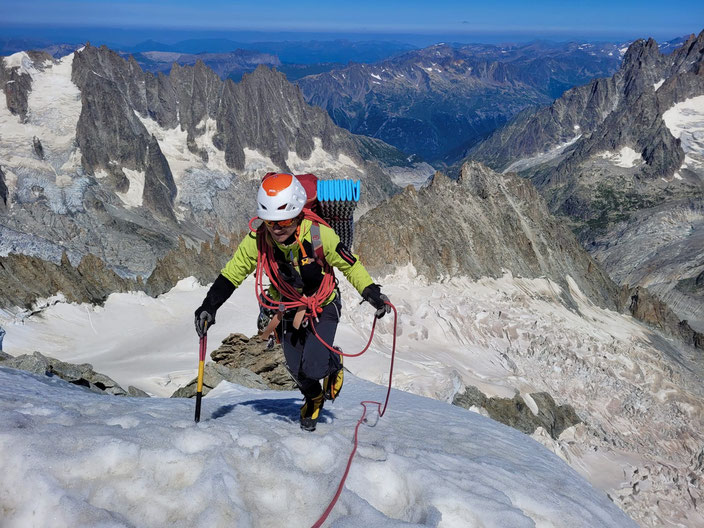 Torinohütte, Refugio Torino, Rochefortgrat, Entrèves, Aiguille du Rochefort, Dome du Rochefort, Pointe Young, Pointe Marguerite, Pointe Hélène, Pointe Croz, Pointe Walker, Pointe Whymper, Grandes Jorasses, Überschreitung, Bivacco Ettore Canzio, Rif