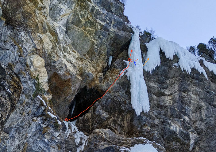 Eisklettern, Mixed, Mixed climbin, Mixed klettern, drytooling BEO, Berner Oberland, Schweiz, öschiwald, Reise ins Reich der Eiszwerge, Kandersteg, Oeschiwald