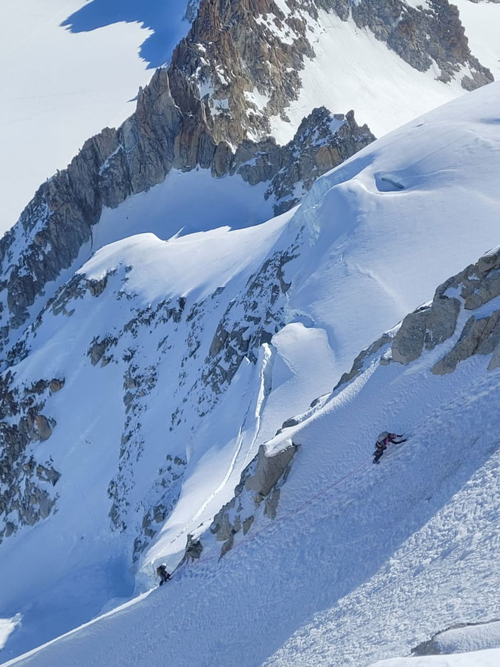 Chamonix, le Tour, Aiguille du Chardonnet, Goulotte Escarra, Escarra Gully, Nordwand, North face, REFUGE ALBERT 1ER