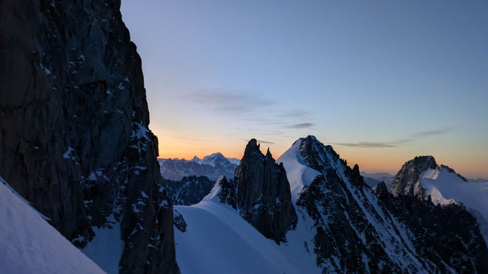 Hochtouren, Mont Blanc, Chamonix, Les Droites, Normalweg, Ostpfeiler, Couvercle, Mer de Glace Montenvers, Südwestcouloir
