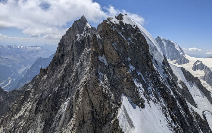 Torinohütte, Refugio Torino, Rochefortgrat, Entrèves, Aiguille du Rochefort, Dome du Rochefort, Pointe Young, Pointe Marguerite, Pointe Hélène, Pointe Croz, Pointe Walker, Pointe Whymper, Grandes Jorasses, Überschreitung, Bivacco Ettore Canzio, Rif