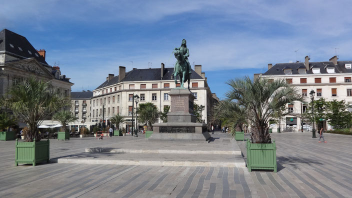 Place du Matroi mit Jeanne d'Arc