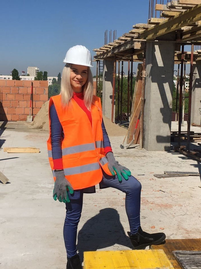 Construcții